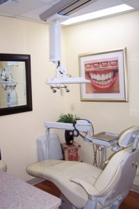 Image of a treatment suite at Steven M. Miller DDS dental practice in Wellington FL.